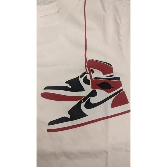 Jordan AJ1 Shoe Men's Crew Tshirt, Small - Picture 3 of 6